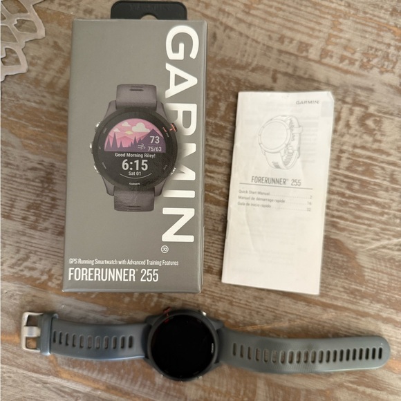 Garmin 255 Forerunner watch - Picture 1 of 5